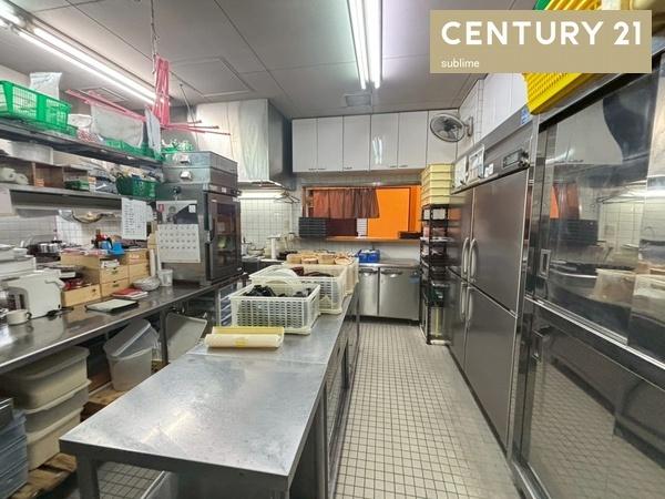コスモ守山7番館1階