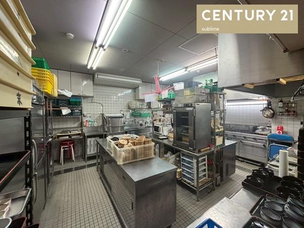コスモ守山7番館1階