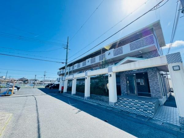 ファミーユ南高田
