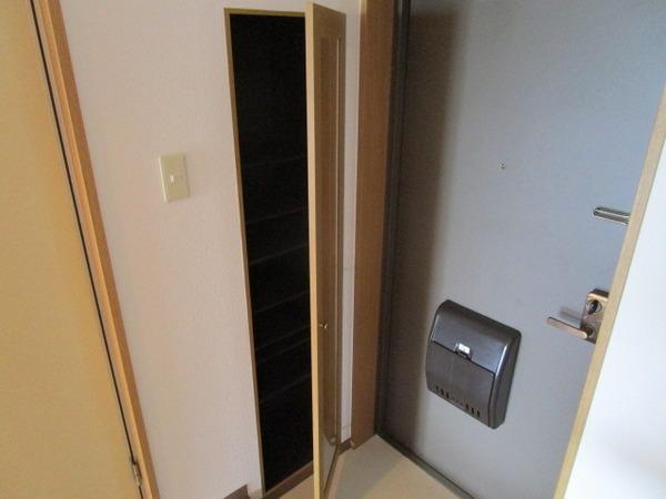 守山市勝部４丁目のマンション