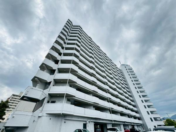 守山市水保町のマンション
