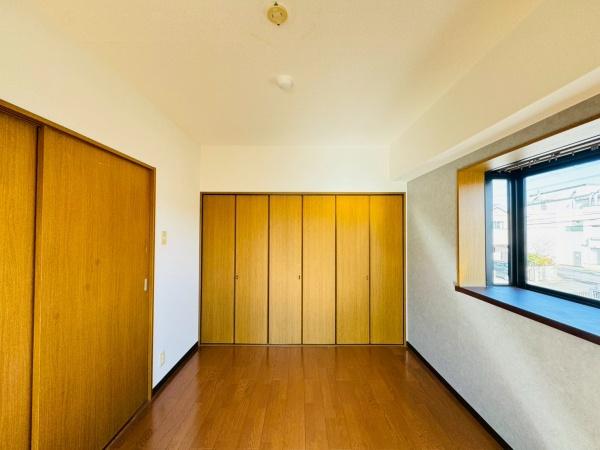 守山市勝部４丁目のマンション