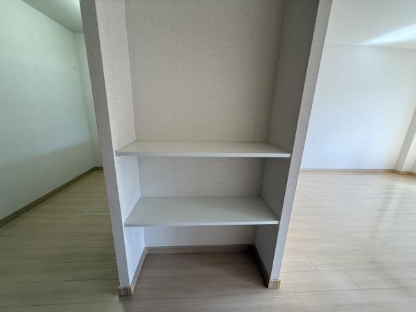ア・レーズ１番館