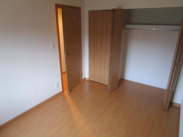 野洲市野洲のアパート