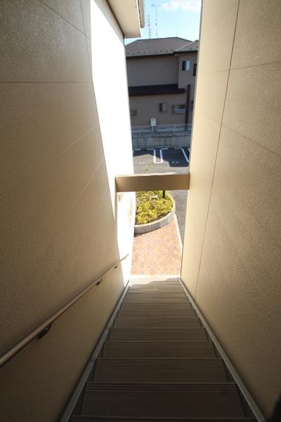 ア・レーズ１番館