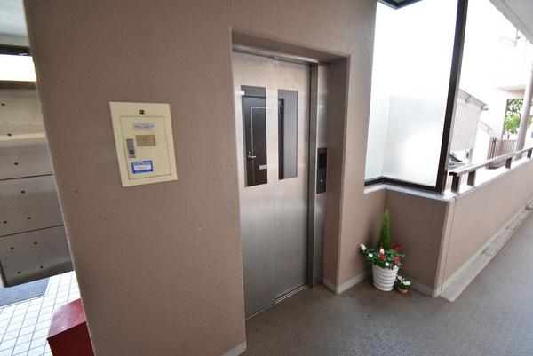 草津市野路東６丁目のマンション