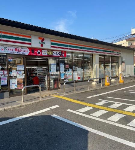 東福寺テナント　1階(セブン-イレブン伏見棒鼻店)