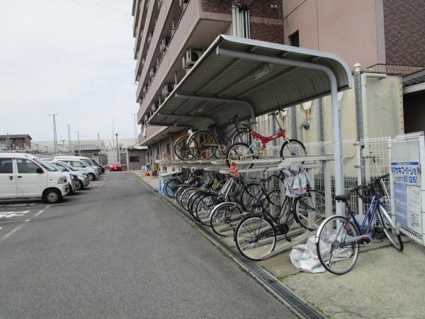 守山市勝部４丁目のマンション
