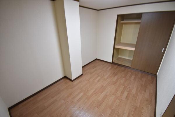 エヴァークレストール