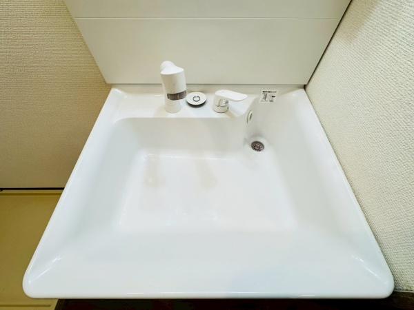 守山市勝部４丁目のマンション