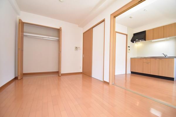 YUWA　Seta