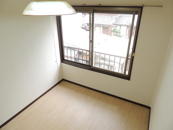 草津市西渋川１丁目のアパート