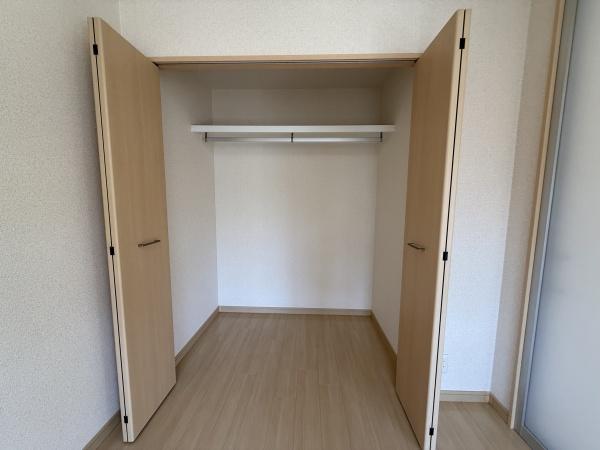 ア・レーズ１番館