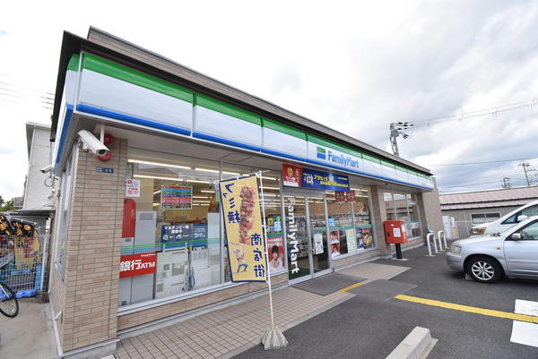 フォレストパーク瀬田(ファミリーマート大津大萱店)