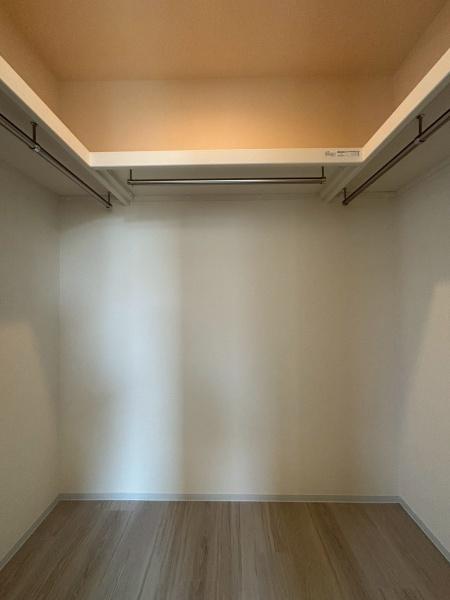 シャイン　パレス