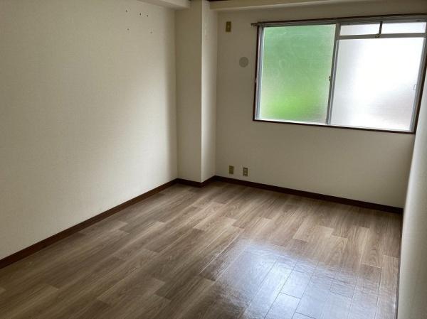 コーポラス間宮