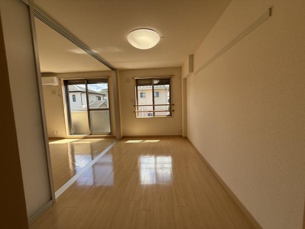 ア・レーズ１番館