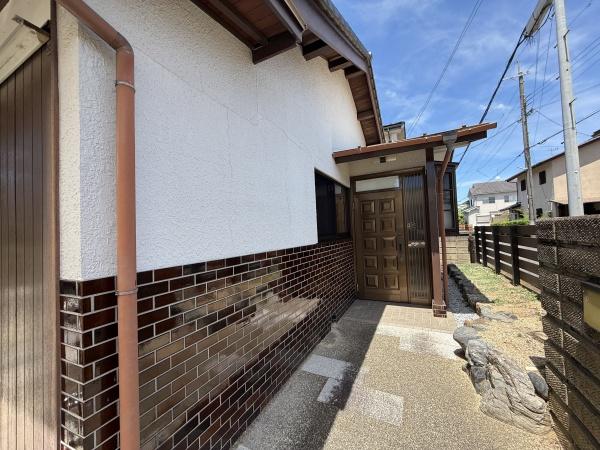 矢橋町貸家