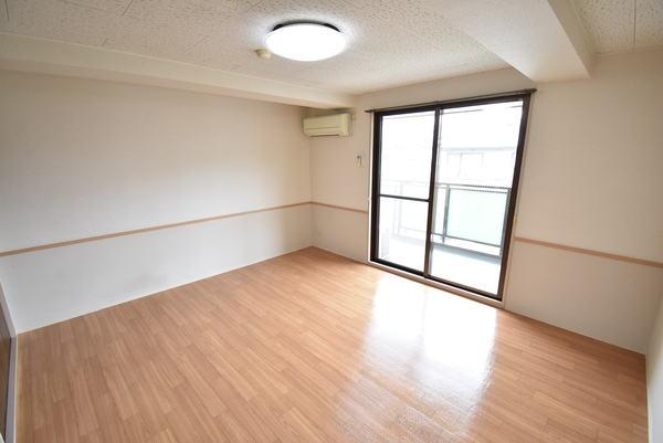 グランドハイツ高田弐番館