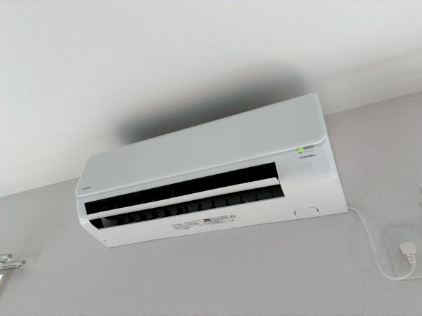 仰木の里東5丁目貸家