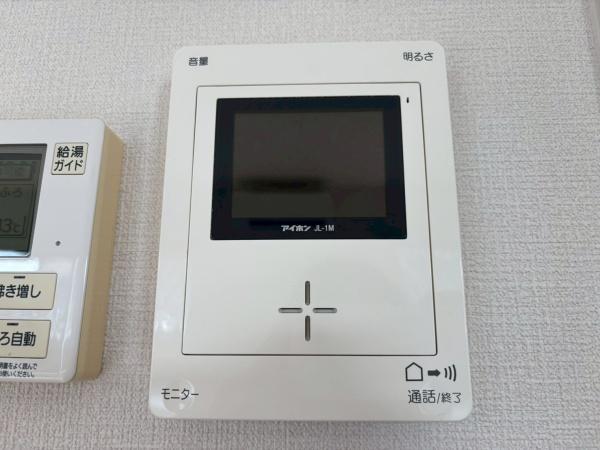 仰木の里東5丁目貸家
