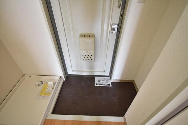 ジョイフル草津(玄関)