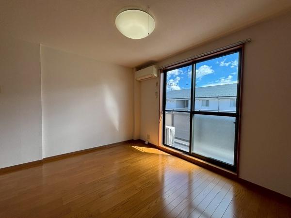 メゾンソレイユ