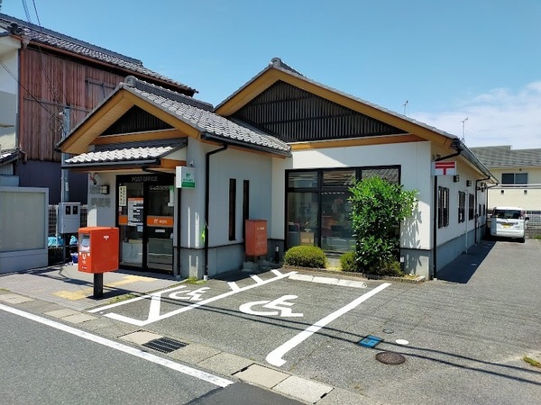 メゾンソレイユ(治田郵便局)