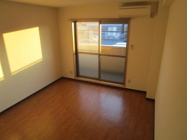 カルムパーチェス