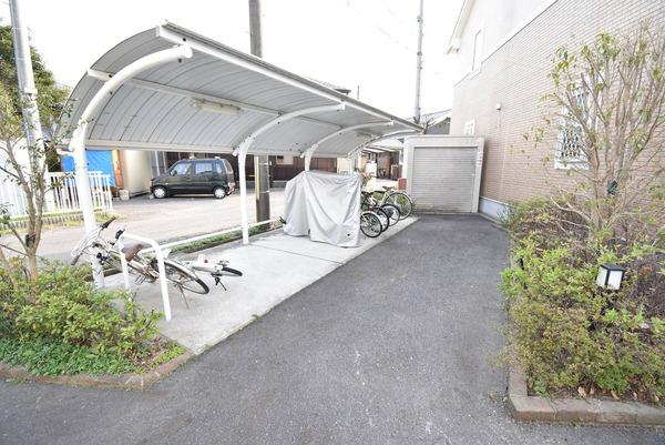 ジャルダンドゥトゥヌルスゥル