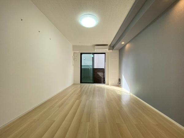 ウエストコミタリア3