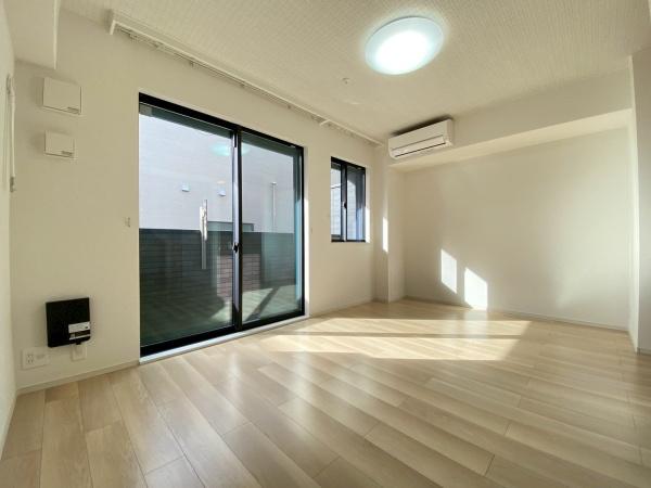 ウエストコミタリア3