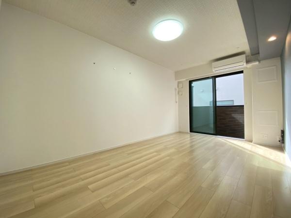 ウエストコミタリア3