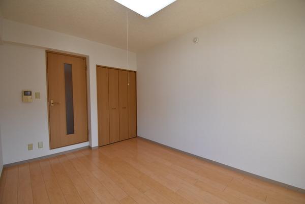 アネックス明星３