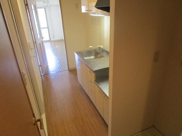 クレストコート