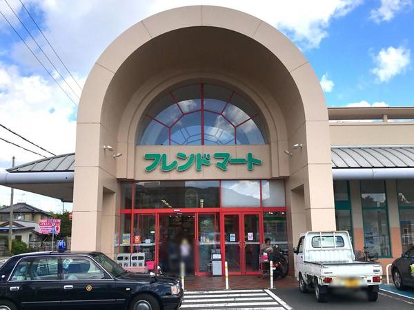 石山寺3丁目テナント(フレンドマート南郷店)