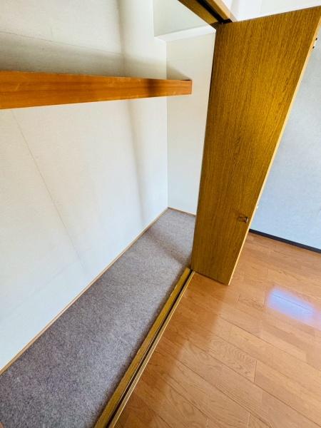 守山市勝部４丁目のマンション