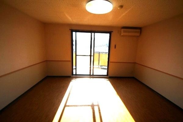グランドハイツ高田弐番館