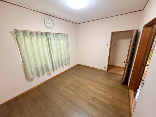 倉治2丁目貸家