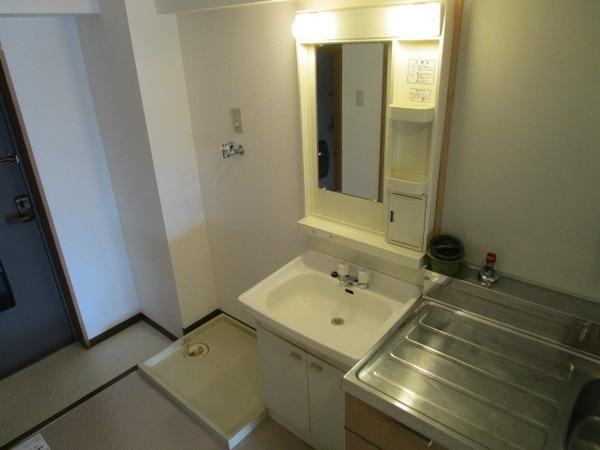 守山市勝部４丁目のマンション