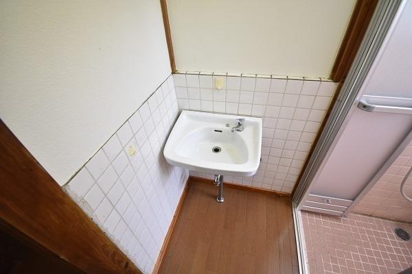 本宮2丁目貸家