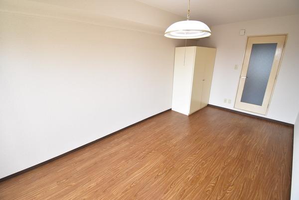 カーサソラッツオ壱番館