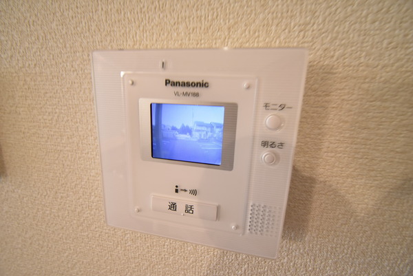 シャン・リアンＴ．Ｙ