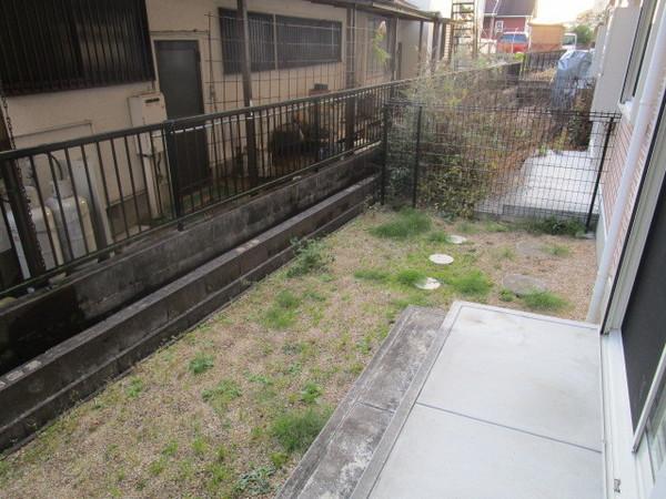野洲市野洲のアパート
