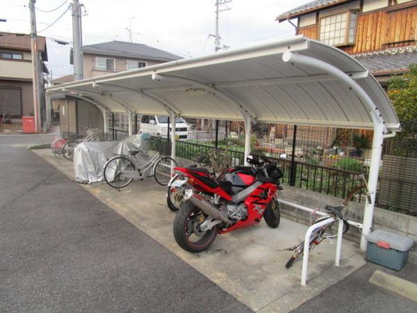 野洲市野洲のアパート