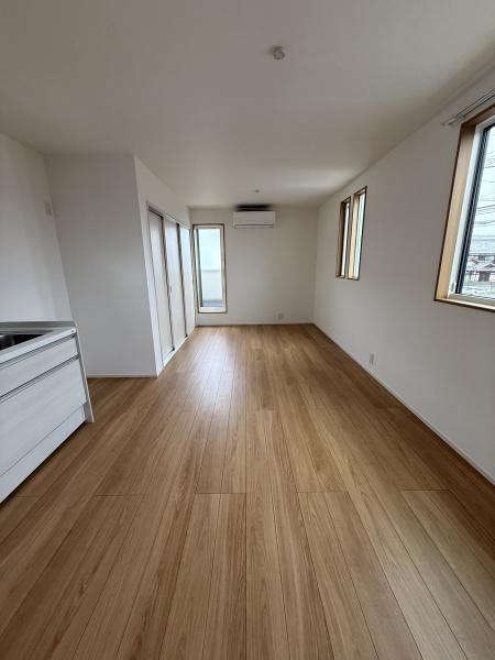 今宿4丁目店舗付き住宅