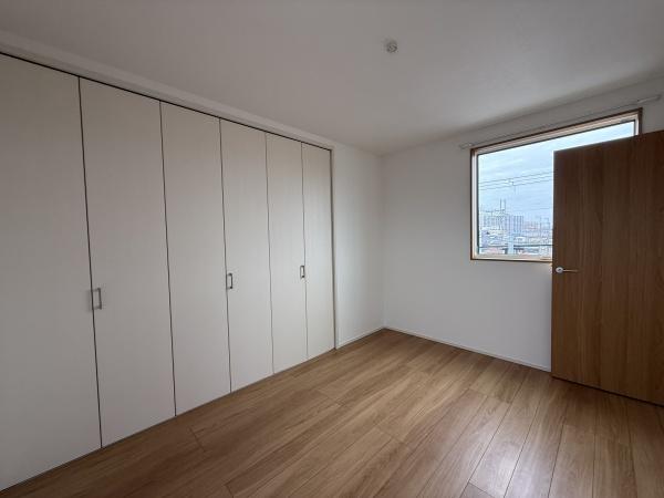 今宿4丁目店舗付き住宅