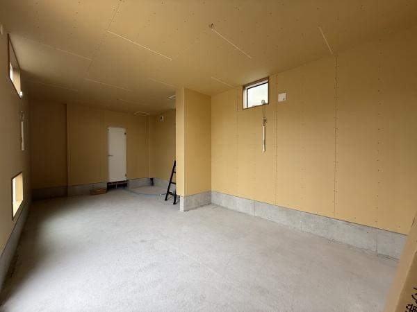 今宿4丁目店舗付き住宅