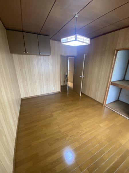 西大路町連棟貸家