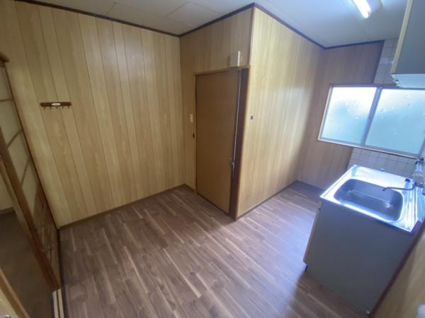 西大路町連棟貸家